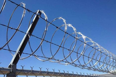 Спиральный барьер безопасности СББ 500/40/3 АКЛ-С цинк обжимная 6,0-8,0 м